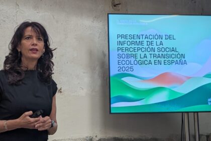Anabel Suso, Coordinadora del estudio del Observatorio de Transición Justa y Directora de Innovación y Políticas Públicas de Red2Red, durante la presentación