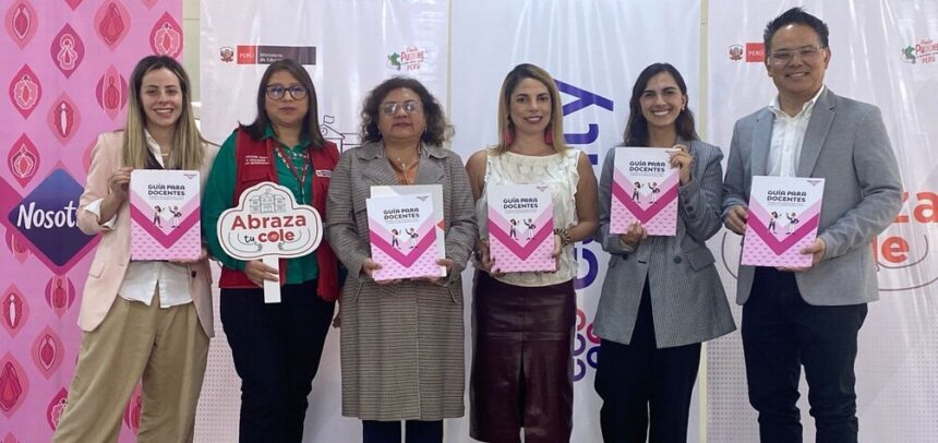 Maestros que rompen barreras: educación menstrual sin estigmas en las aulas