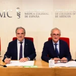 Los presidentes de las cuatro organizaciones colegiales, Tomás Cobo, Jesús Aguilar, Luis Alberto Calvo y Óscar Castro, durante la firma