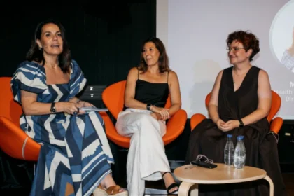 Noemí Boza, socia directora de Más Cuota y editora de MEES junto con Marta González del Río de Santalucía y Mónica Fiori de Ferrer