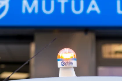 Mutua Levante apuesta por la seguridad vial conectada con LedONE Connected de Erum Vial