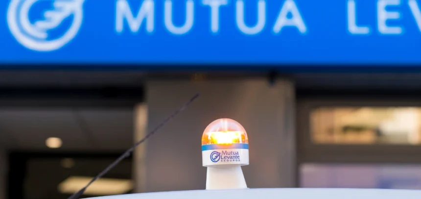 Mutua Levante apuesta por la seguridad vial conectada con LedONE Connected de Erum Vial