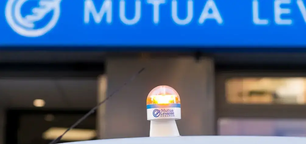 Mutua Levante apuesta por la seguridad vial conectada con LedONE Connected de Erum Vial