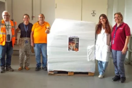 Donación en la campaña solidaria ‘Píntale un Bigote de leche’