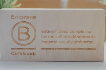 Transcendent reafirma su compromiso con el impacto positivo al recertificarse como B Corp