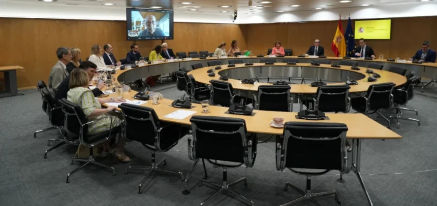 La banca constata el avance de la inclusión financiera, que alcanza al 99,3 % de la población