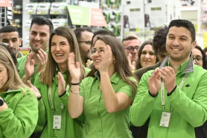 Leroy Merlín arranca esta semana la iniciativa “On Tour Catalunya” para impulsar el empleo local con cerca de 200 vacantes