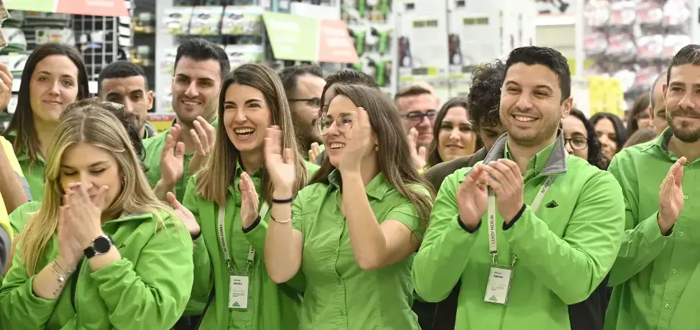 Leroy Merlín arranca esta semana la iniciativa “On Tour Catalunya” para impulsar el empleo local con cerca de 200 vacantes