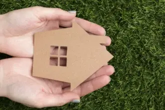 La vivienda sostenible es una tendencia creciente en España según UCI - Imagen de Stock (Freepik.es)