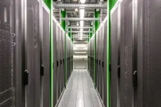 3 formas de potenciar la RSC con eficiencia energética y refrigeración inteligente en centros de datos