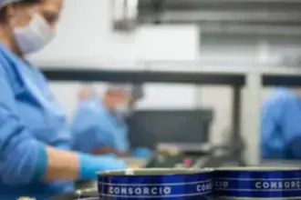 Sus plantas de Santoña han superado con éxito la doble auditoría ética SMETA 7.0, reafirmando sus buenas prácticas en derechos laborales, medioambiente y conducta ética