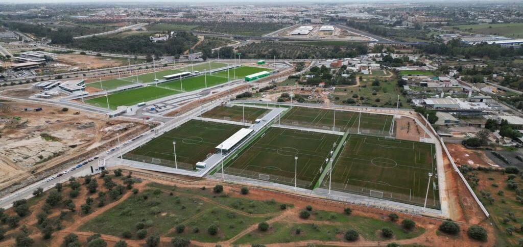 Vista aérea de la Ciudad Deportiva Rafael Gordillo - Real Betis Balompié