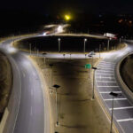 Aunor reduce casi 7 toneladas de CO₂ al año con iluminación solar vial