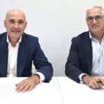 El director de AgroBank, Jaime Campos, y el director general de la FEV, José Luis Benítez