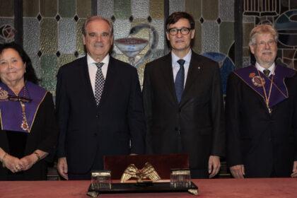 Jesús Aguilar ingresa a la Real Academia de Farmacia de Cataluña en un evento presidido por Salvador Illa