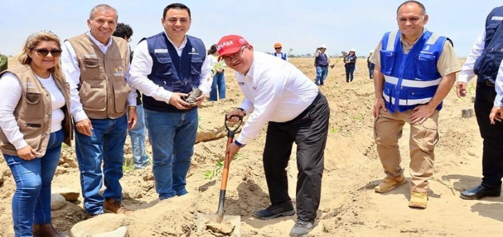 Ministro del Ambiente lideró inicio de proyecto del nuevo pulmón verde de La Libertad