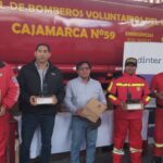Redinter realiza donación a los bomberos para fortalecer respuesta ante incendios forestales en Cajamarca
