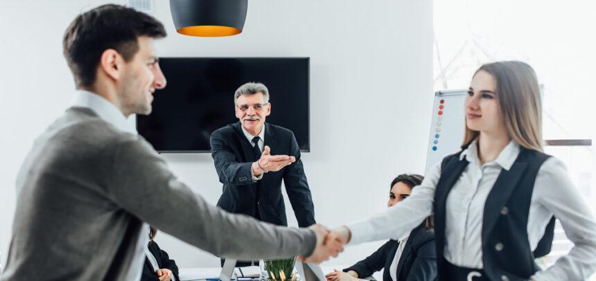 cuatro claves para destacar en un mercado laboral cada vez más competitivo