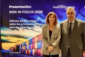 Presidenta IAI España Sonsoles Rubio director de Economía de CEOE Gregorio Izquierdo