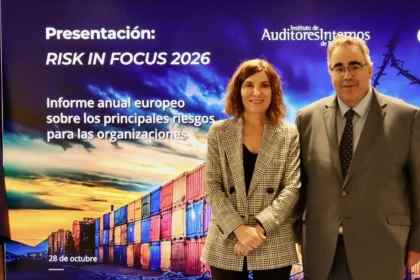 Presidenta IAI España Sonsoles Rubio director de Economía de CEOE Gregorio Izquierdo