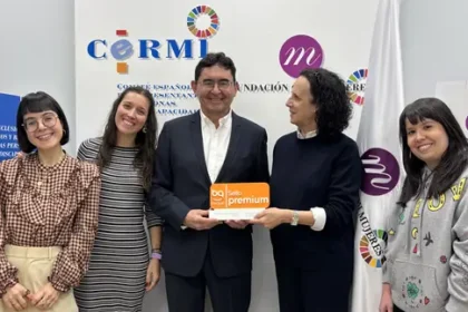 La Fundación CERMI Mujeres recibe el sello Bequal PREMIUM