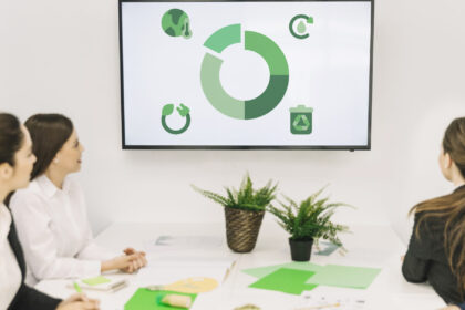 Grant Thornton recomienda al middle-market poner en valor su papel en la economía sostenible de cara a políticos y reguladores - Imagen de Stock (Freepik.es)