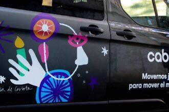 Una veintena de vehículos accesibles en Madrid lucen diseños creados por personas con discapacidad - Cabify