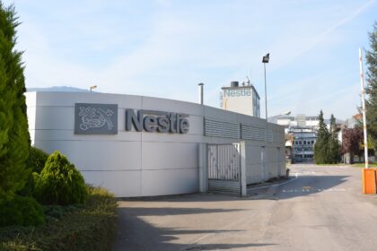 Fábrica de Nestlé en La Penilla de Cayón, la primera que se instaló en España en 1905 - Imagen cedida por Nestlé España