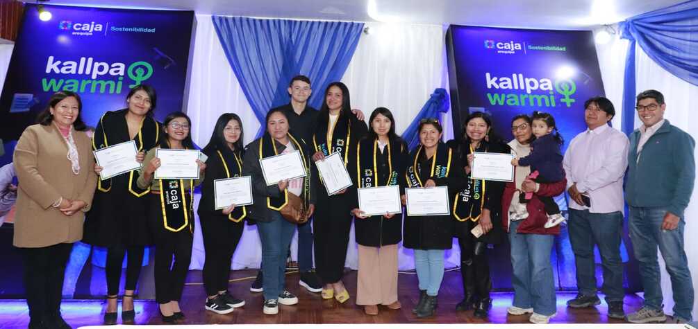 Caja Arequipa impulsa el liderazgo de mujeres con la clausura del programa Kallpa Warmi en cuatro ciudades del país