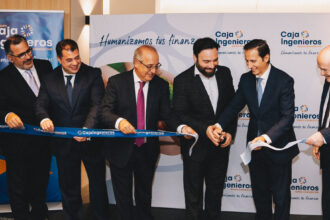 El Grupo Caja Ingenieros, cooperativa de crédito de servicios financieros y aseguradores, inauguraba su nuevo buque insignia en Madrid (C/O’Donnell 15) el pasado 2024
