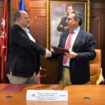 Firma del Nuevo contrato de recogida de residuos sólidos y limpieza viaria en Villaviciosa - Urbaser