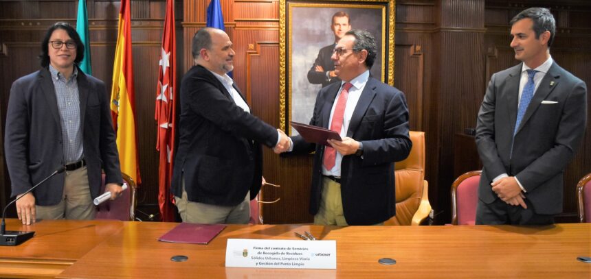 Firma del Nuevo contrato de recogida de residuos sólidos y limpieza viaria en Villaviciosa - Urbaser