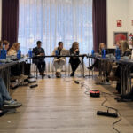 Laura Eguiluz, Directora de Comunicación y Relaciones Institucionales de Corresponsables, modera el Diálogo Corresponsables - MAPFRE