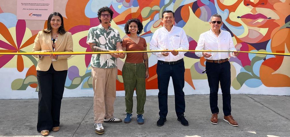 Primax presenta nuevo mural artístico sostenible que visibiliza el liderazgo y empoderamiento femenino