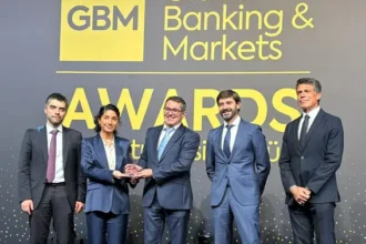 En la foto, de izquierda a derecha: Boris Vladislavlev, Executive Director at JP Morgan; Anastasia Asatiani, Head of Investor Relations & Funding de GGU; José Miguel Santos, CEO de GGU y Regional Manager Aqualia; Francisco Atanasio, Head of Treasury de Aqualia y Ramón Pujol, CFO Aqualia Georgia/GGU