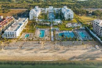 RIU Hotels & Resorts ha reabierto las puertas de su emblemático hotel Riu Jalisco
