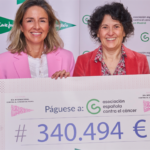 El Corte Inglés ha entregado a la Asociación Española Contra el Cáncer un cheque por valor de 340.494 euros