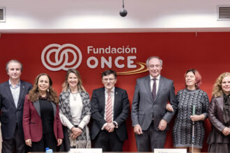 Firma del Convenio Inserta entre Zurich Seguros España y Fundación ONCE