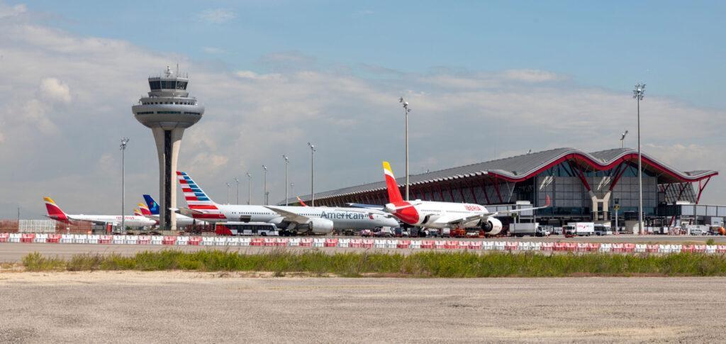 Aeropuerto Adolfo Suárez - Madrid Barajas / Grupo Aena