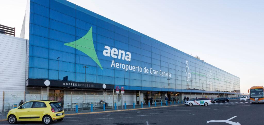 Exterior del Aeropuerto de Gran Canaria, operado y gestionado por Aena - Imagen de Stock cedida por Aena
