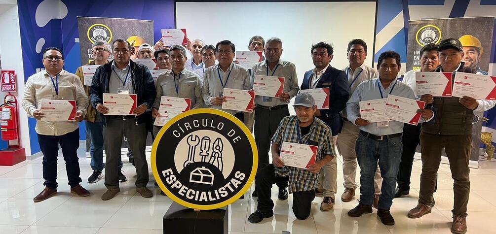 Maestros de obra se certifican y fortalecen la construcción segura