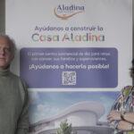 Paco Arango, fundador de Fundación Aladina, junto a Isabel García Frontera, Directora General de Freenow by Lyft en España