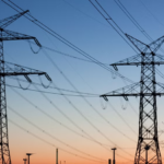 Reducir emisiones de CO₂ obliga al Perú a acelerar la electrificación y modernizar su red eléctrica