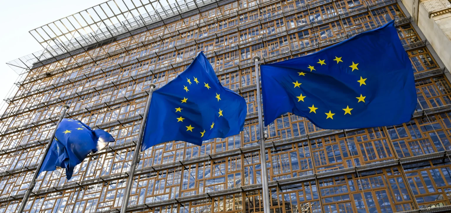 La Directiva Ómnibus I marca un punto de inflexión en la regulación europea de la Sostenibilidad empresarial ⁄ Imagen de Stock (European Union)