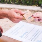 Los ceniceros se distribuirán del 13 al 15 de febrero en las zonas con mayor afluencia de la ciudad - Una colaboración de Ávora y el Ayuntamiento de Cádiz