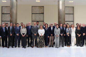 La reunión institucional para la presentación de la receta electrónica concertada de MUFACE se ha celebrado en el “Edificio del Reloj” de la Autoridad Portuaria de Valencia