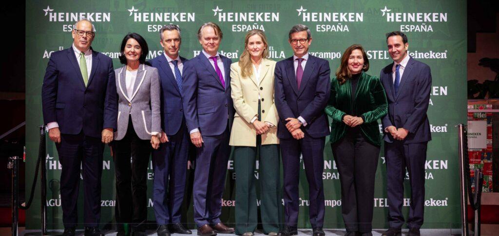 Etienne Strijp, Presidente de HEINEKEN España junto a Sara Aagesen, Vicepresidenta tercera y Ministra para la Transición Ecológica y el Reto Demográfico - Imagen cedida por HEINEKEN España