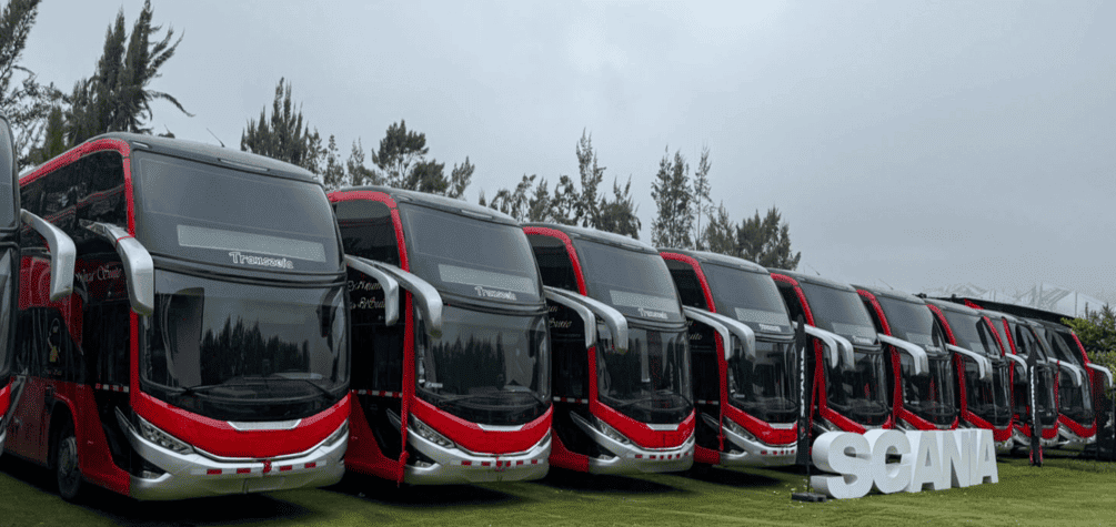 Scania refuerza su liderazgo en buses con la entrega de 10 unidades a Transzela para el transporte interprovincial