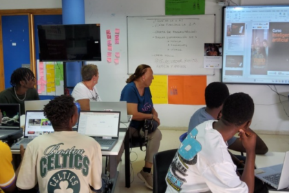 Imagen de uno de los cursos impartidos en el marco de la iniciativa “Todos Conectados” en Fundación Don Bosco Huelva / Imagen cedida por Orange