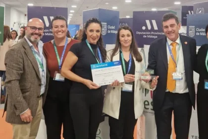 El equipo de DomusVi recibe el reconocimiento en el Congreso TecnoSocial de Andalucía